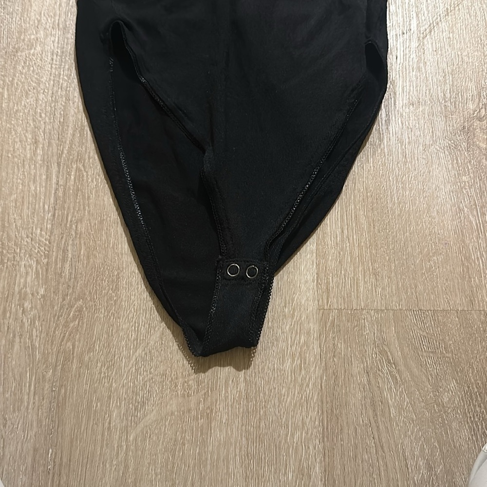 Zara Halter Ribbed Bodysuit - Picture 3 of 5